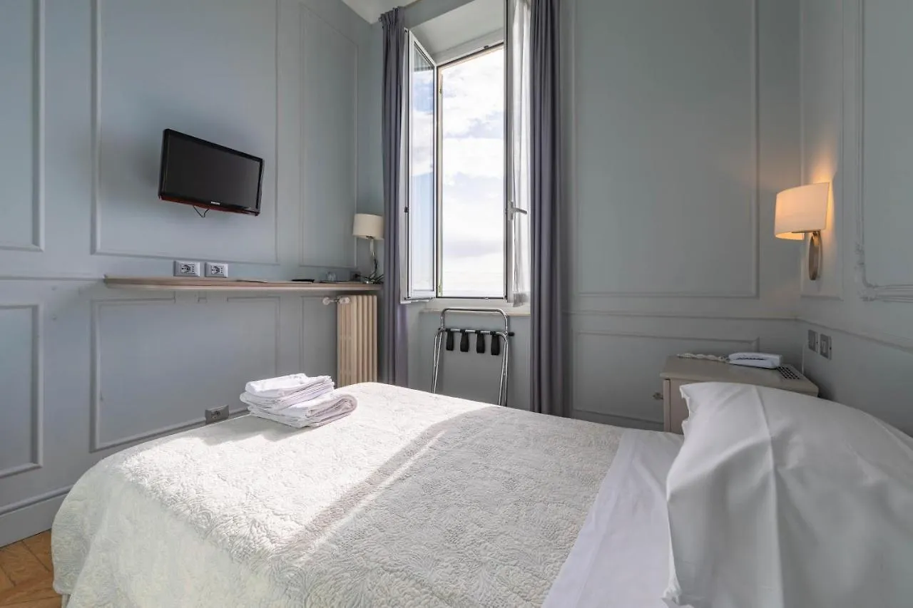 Hotel Eden Alaxi Hotels Alassio