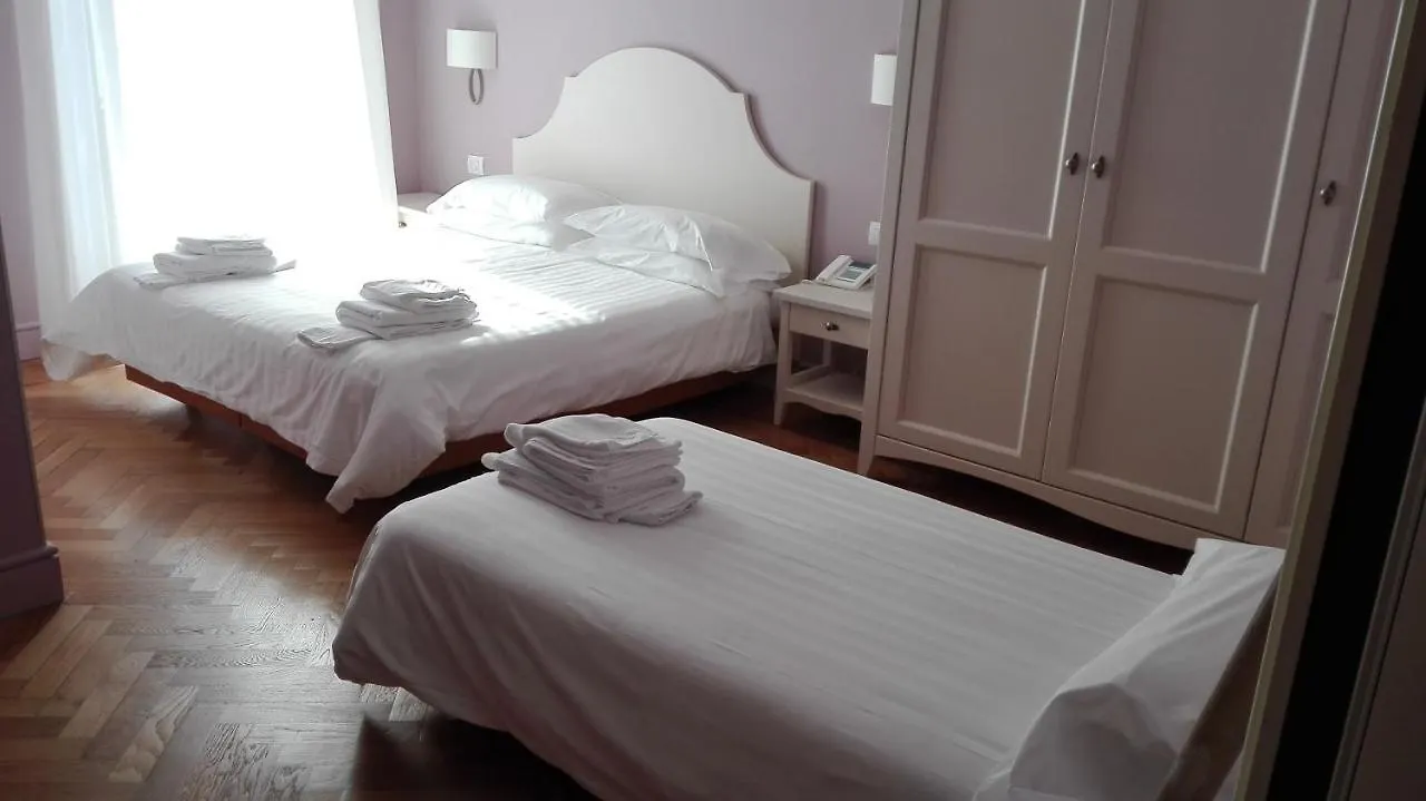 Hotel Eden Alaxi Hotels Alassio