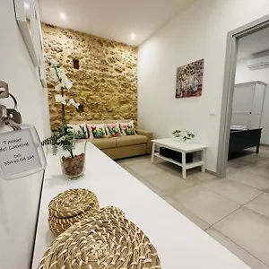 Tannur Del Carmine Ferienhaus Noto